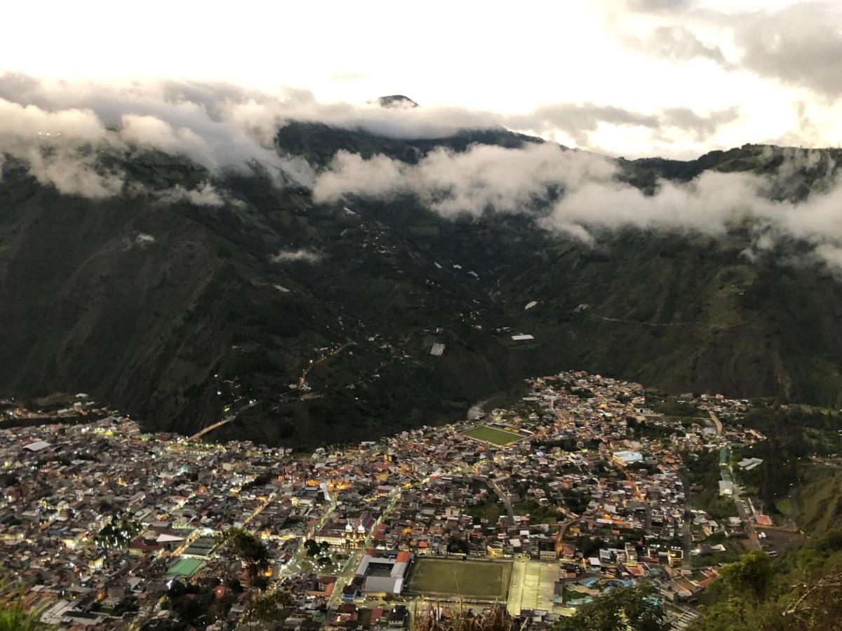 Premium Holiday Cabin - Spectacular Tungurahua Volcano View Baños Kültér fotó